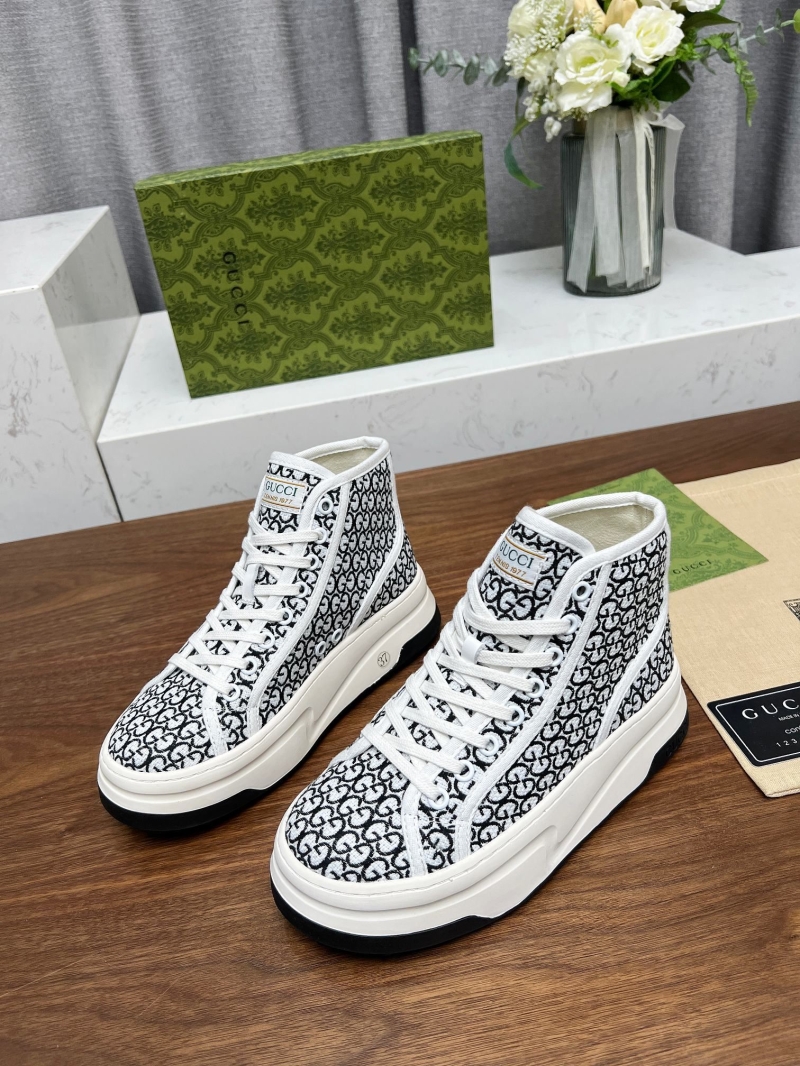 G*u*i casual shoes